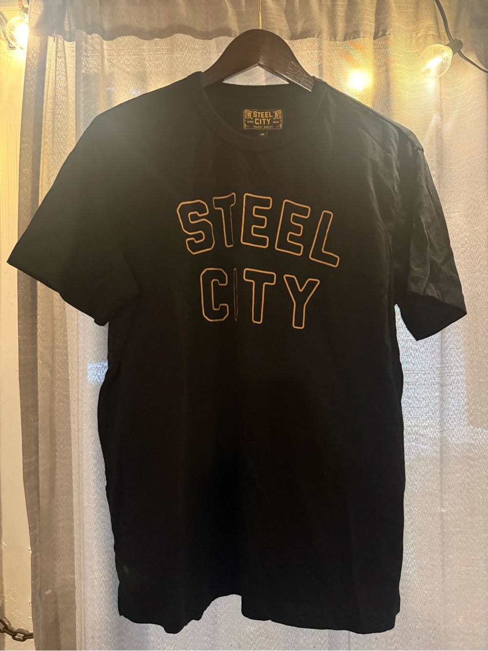 Men’s Steel City Med Black Graphic Tee